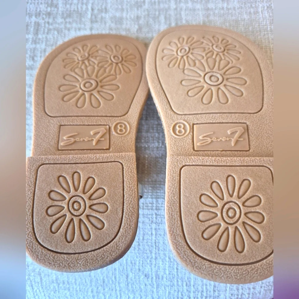Seven 7 Girl's Shoes Gold & Silver Floral Embellished Slingback Sandals Size 8